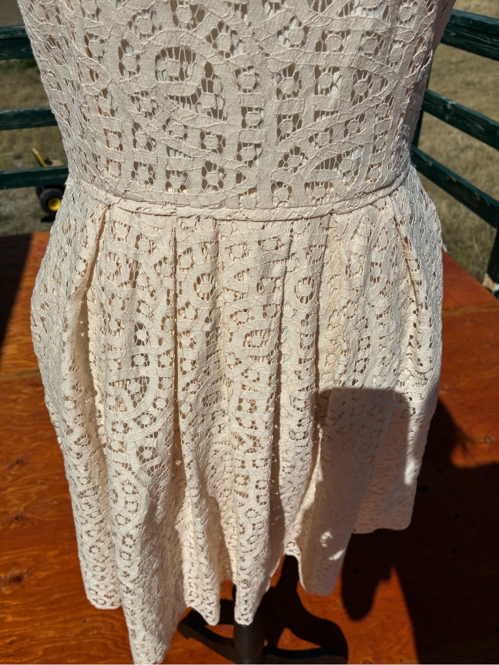 J. Crew Beautiful 👡Beige swirling Lace Fit-and-Flare Dress 4 - Picture 8 of 13